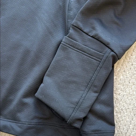 Athleta Women's Black Long Sleeve 1/4 zip Top XS - Picture 4 of 5
